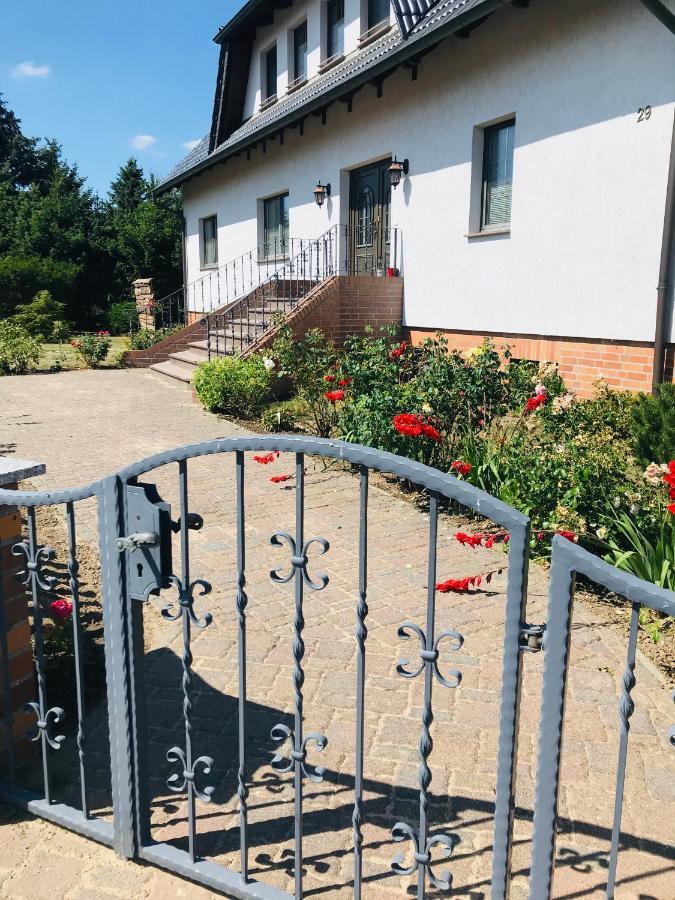 Grosses Ferienzimmer Uckermark 카세코프 외부 사진